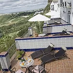 El Convento 2*