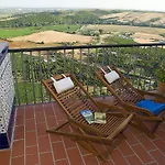 El Convento מלון 2*