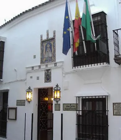 El Convento 2*