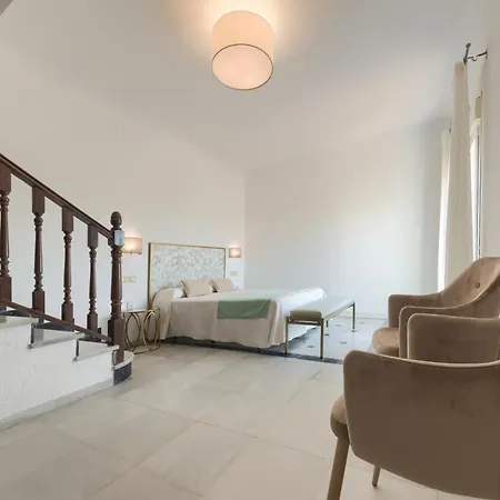 El Convento Hotel