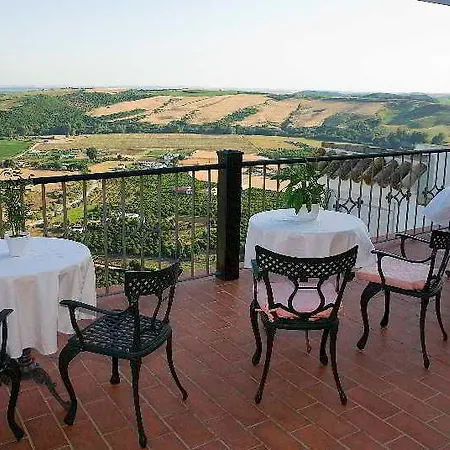 Hotel El Convento 2*