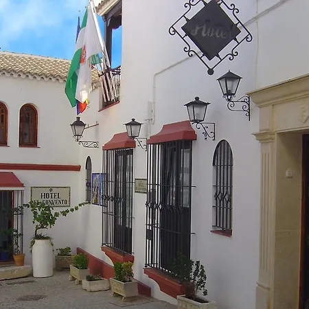 El Convento Hotel 2*