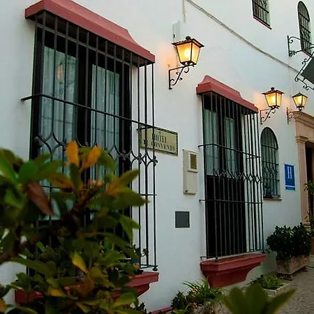 El Convento 2*
