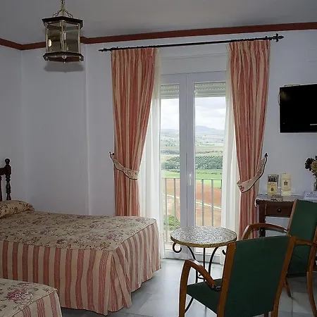 El Convento Hotel 2*