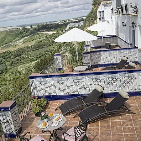 El Convento Hotel 2*