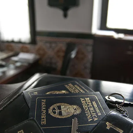 El Convento Hotel 2*